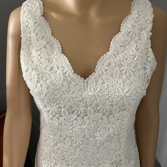Ann Taylor Elegant White Lace Dress - Picture 2 of 6